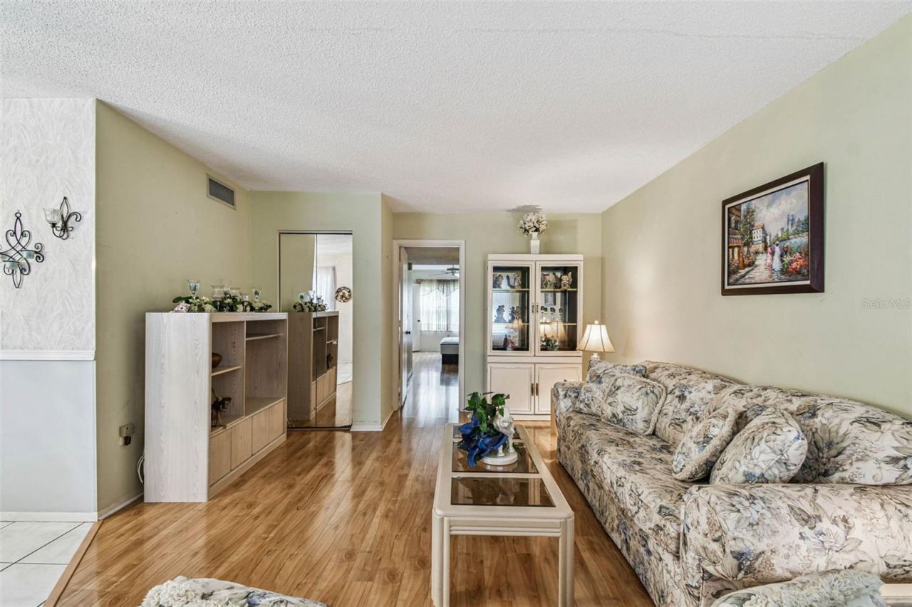 515 30th Avenue W, Unit H210, Bradenton, FL 34205 Photo