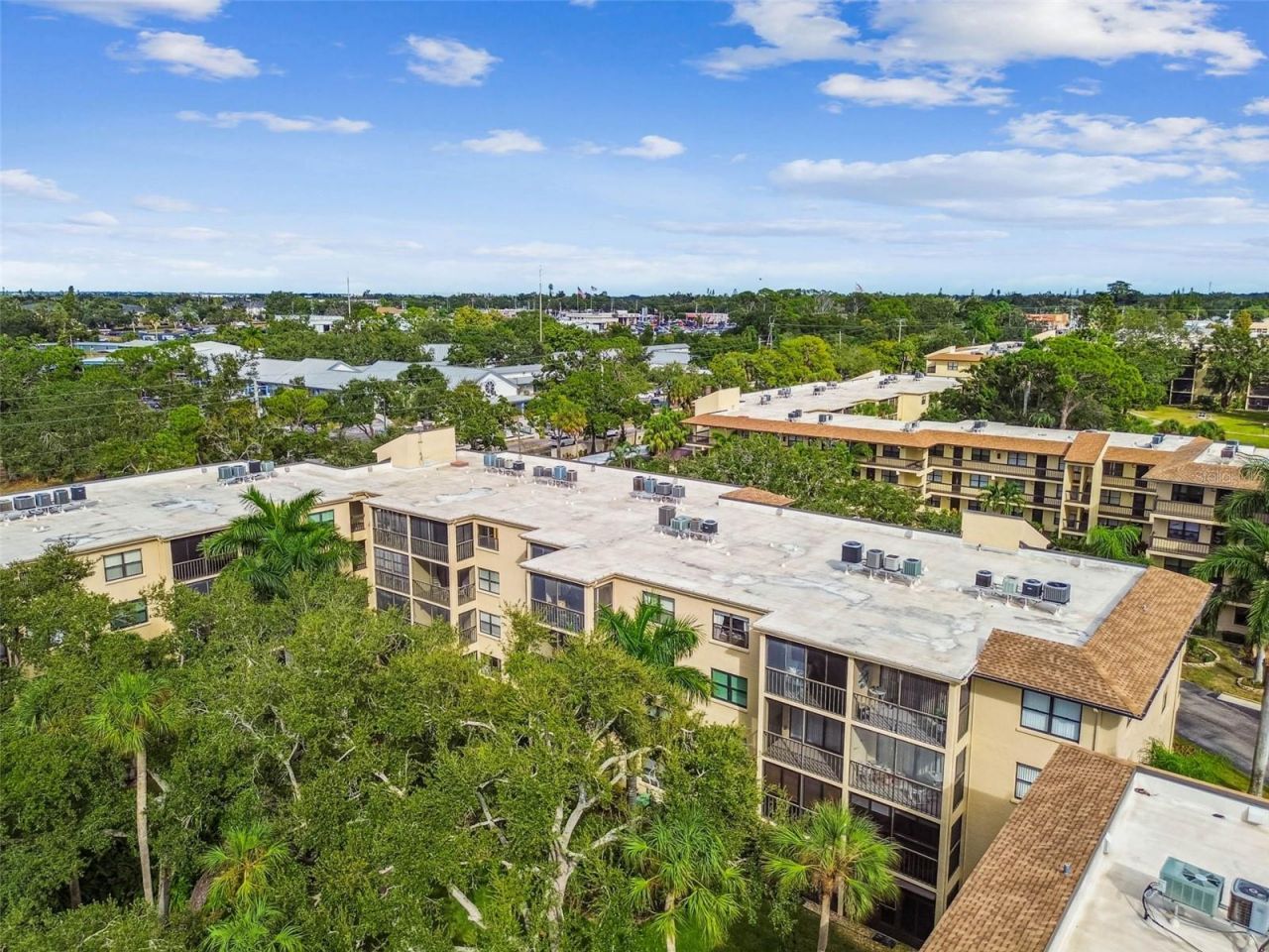 515 30th Avenue W, Unit H210, Bradenton, FL 34205 Photo