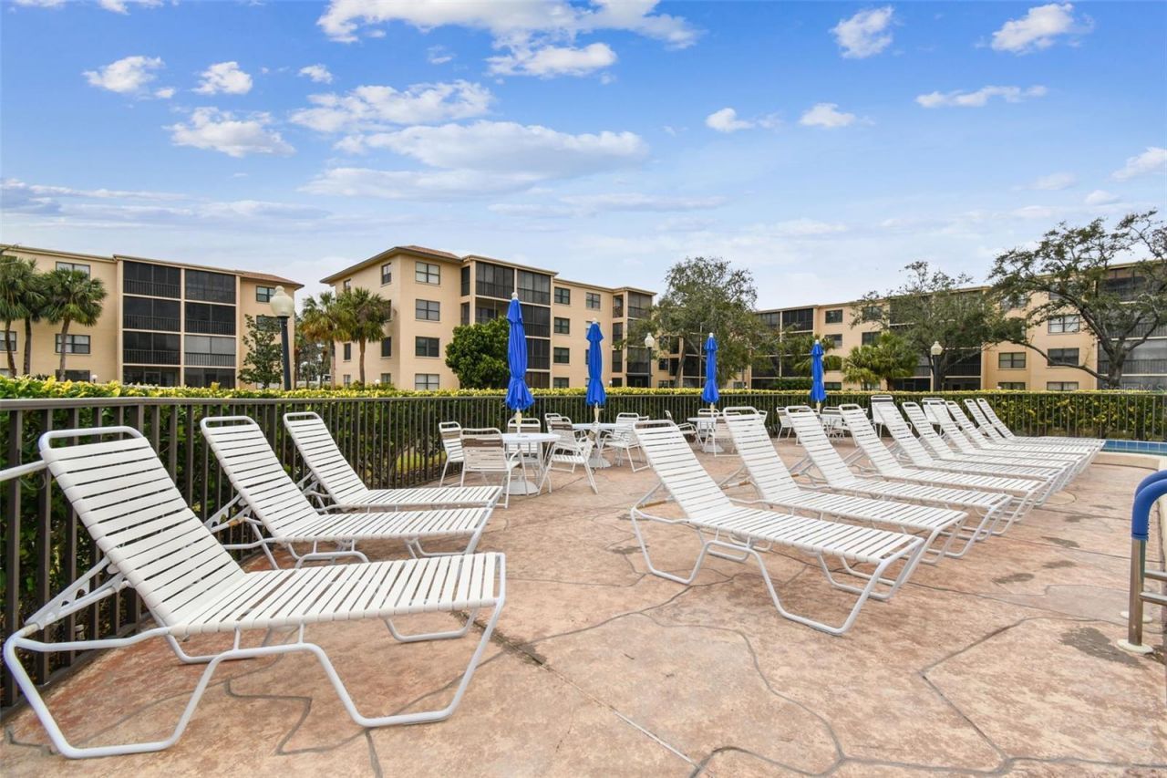 515 30th Avenue W, Unit H210, Bradenton, FL 34205 Photo