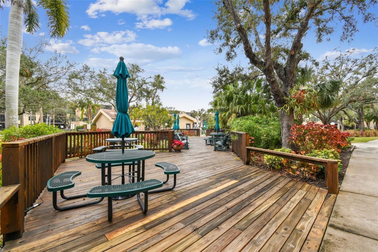 515 30th Avenue W, Unit H210, Bradenton, FL 34205 Photo