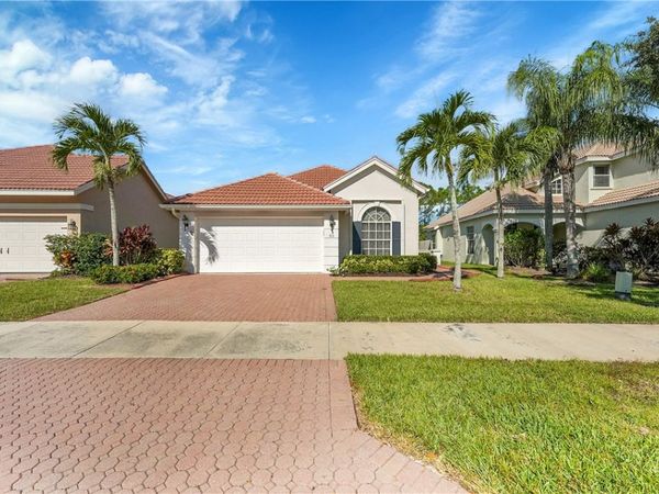 715 Munjack Circle, Port St Lucie, FL 34986