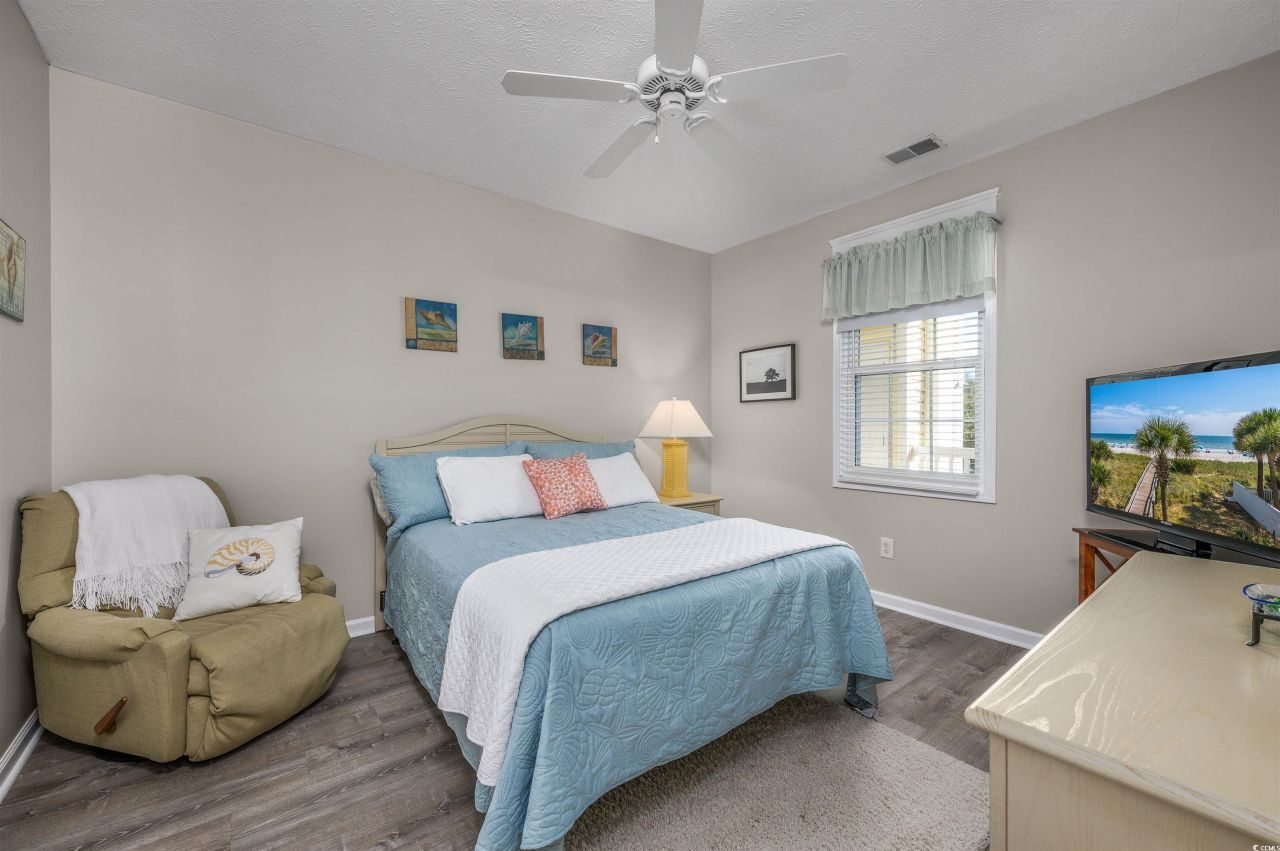 601 Hillside Dr. N Photo 11