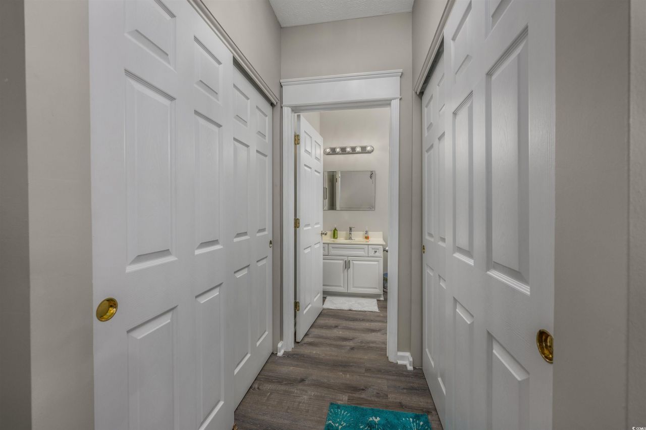 601 Hillside Dr. N Photo 14