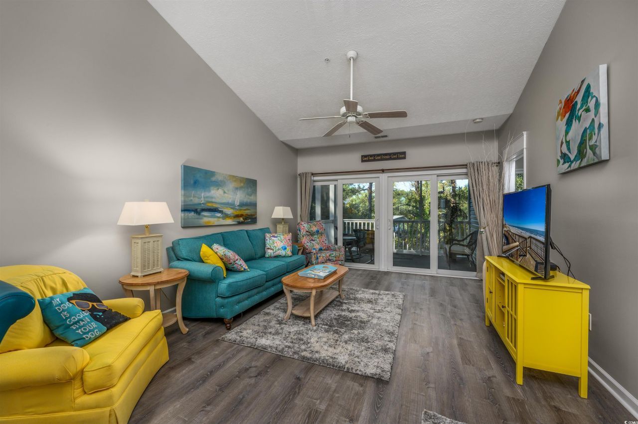 601 Hillside Dr. N Photo 8