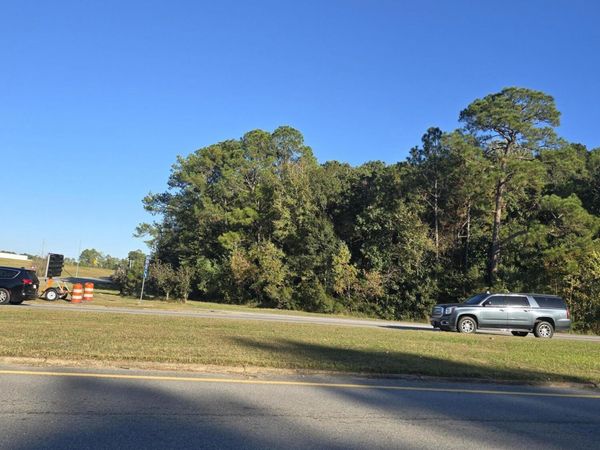 90 Highway, Gautier, MS 39553