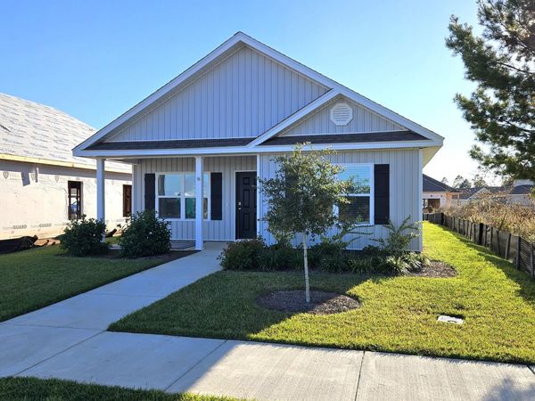 96 Sweetthorn Street, Freeport, FL 32439