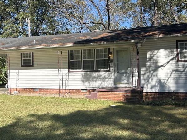 5146 Andover Drive, Jackson, MS 39209