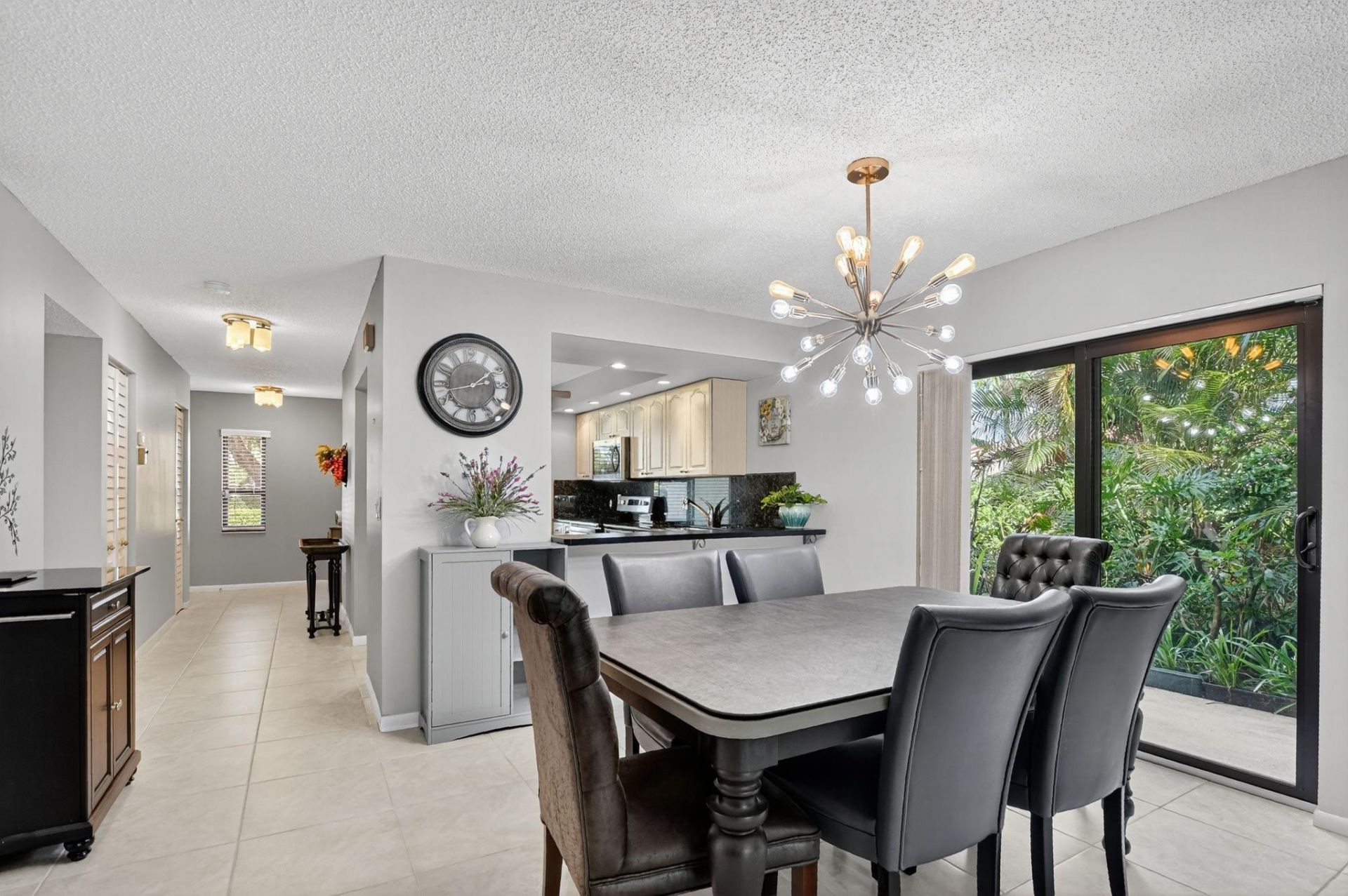 8310 Casa Del Lago, Unit 1A, Boca Raton, FL 33433 Photo