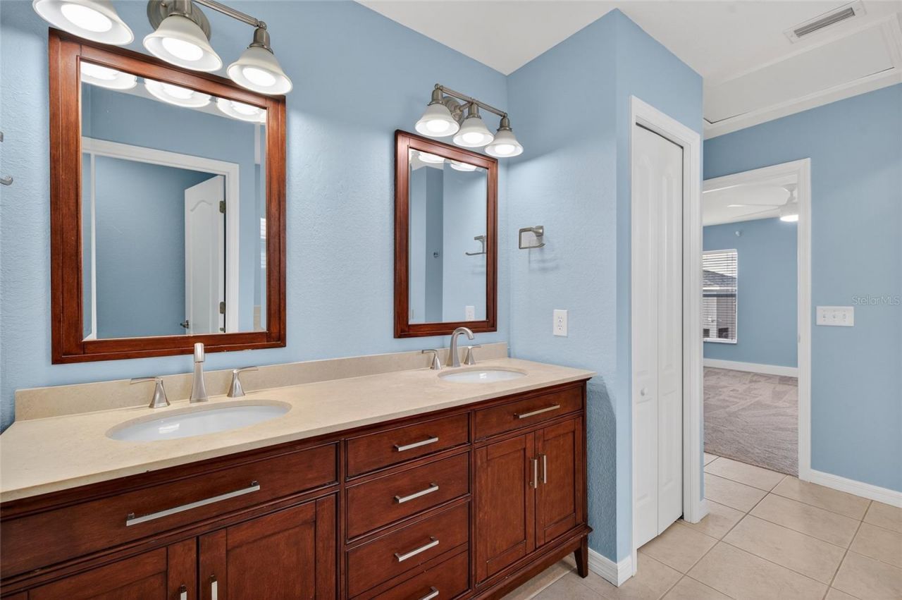 7152 Chatum Light Run, Bradenton, FL 34212 Photo