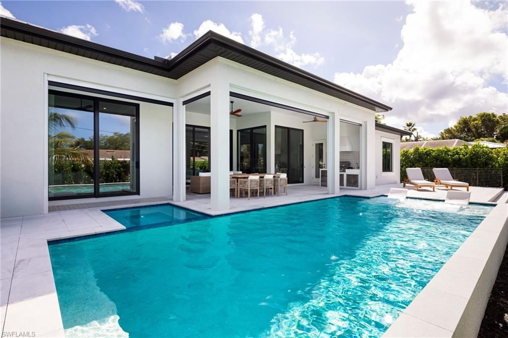 1257 11th Ct N, Naples, FL 34102 Photo