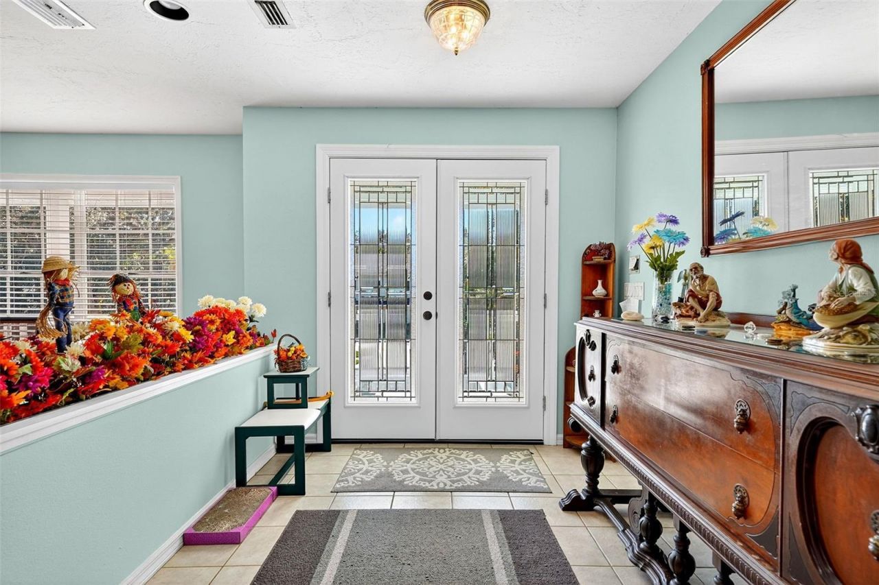 4719 E Trails Drive, Sarasota, FL 34232 Photo