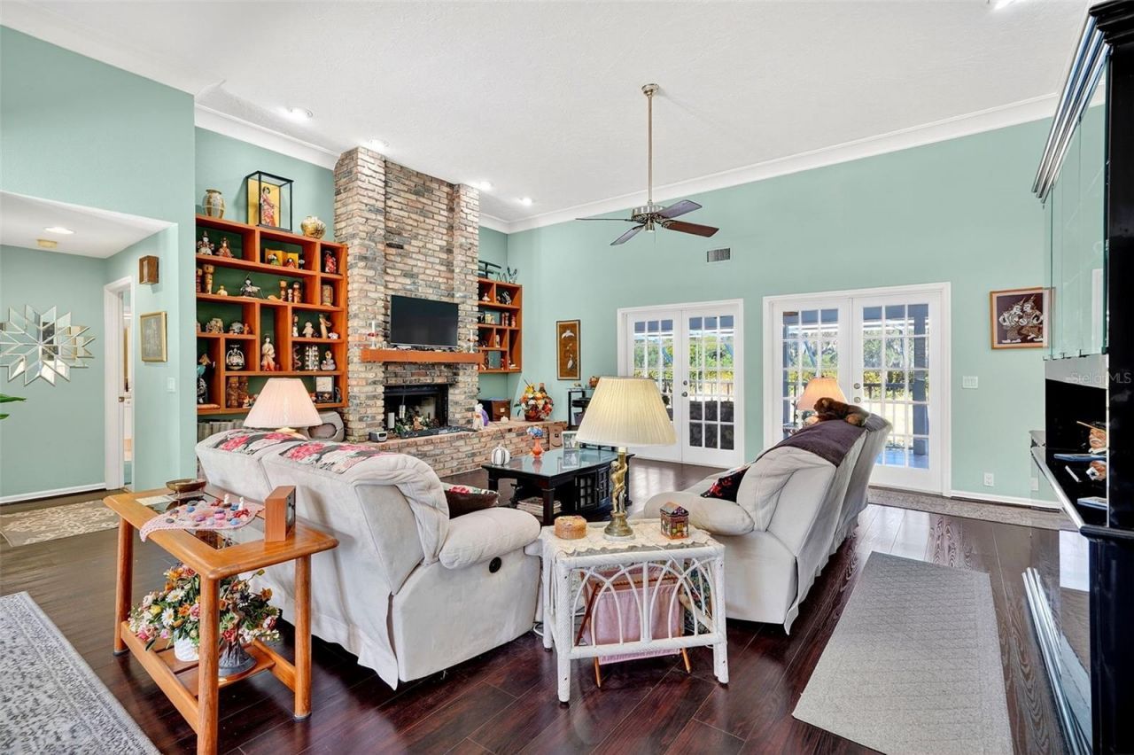 4719 E Trails Drive, Sarasota, FL 34232 Photo