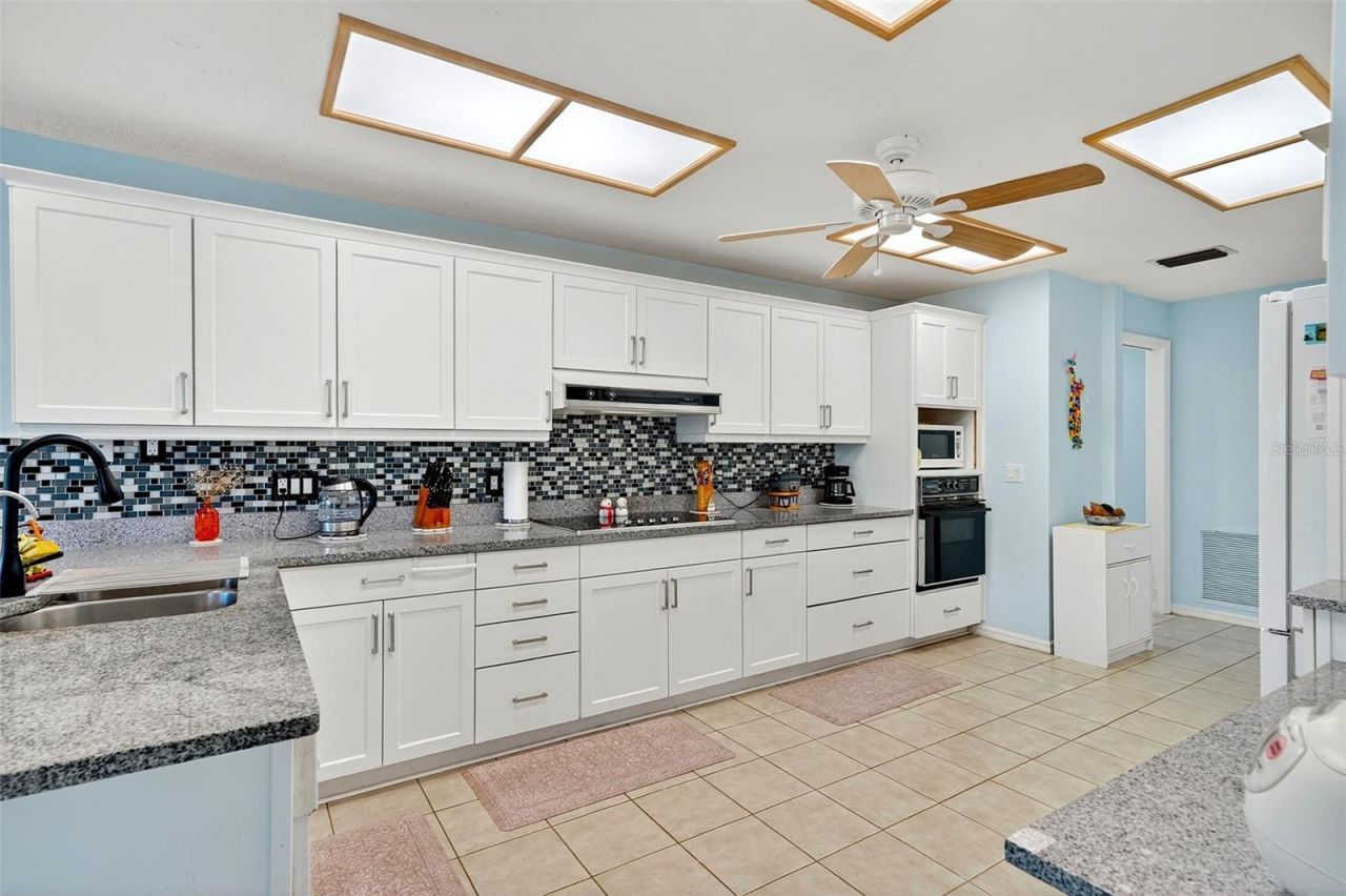 4719 E Trails Drive, Sarasota, FL 34232 Photo