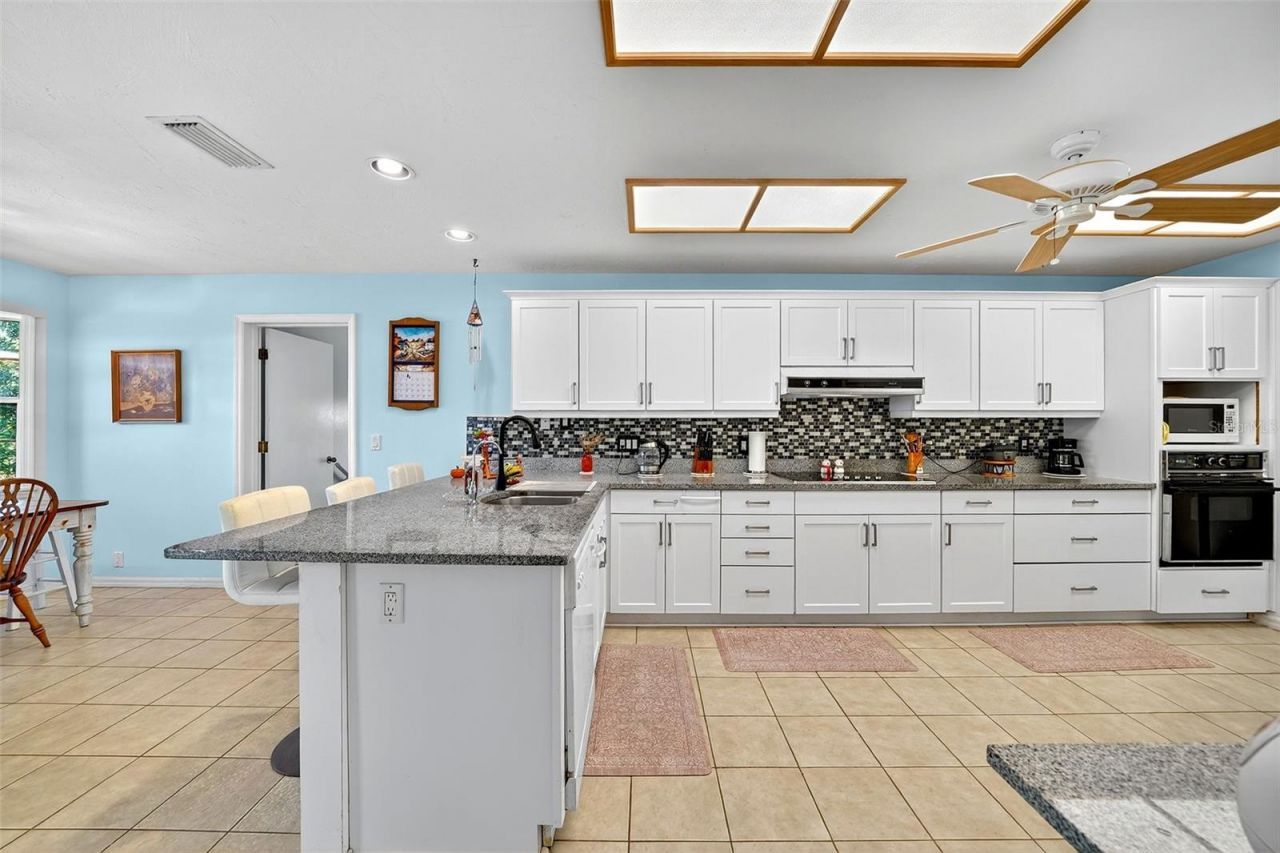 4719 E Trails Drive, Sarasota, FL 34232 Photo