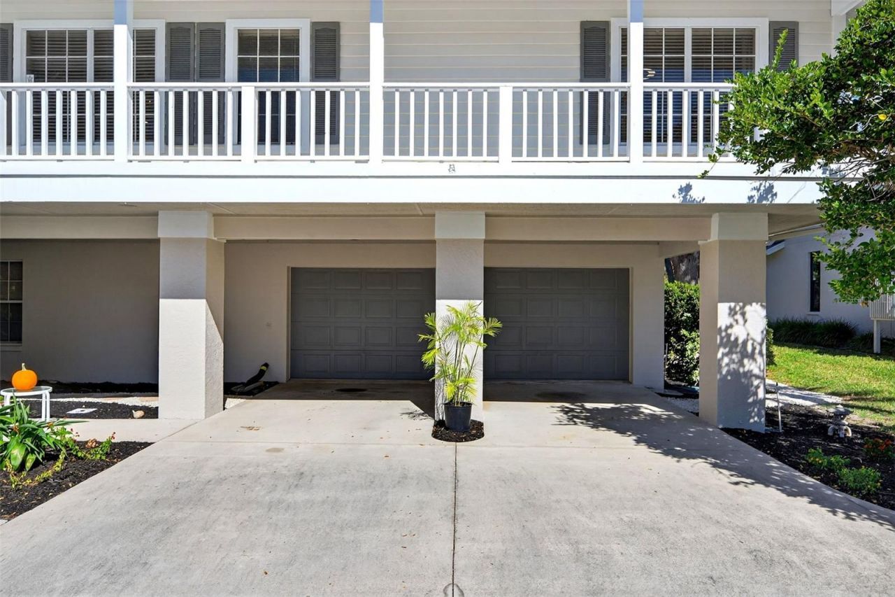 4719 E Trails Drive, Sarasota, FL 34232 Photo