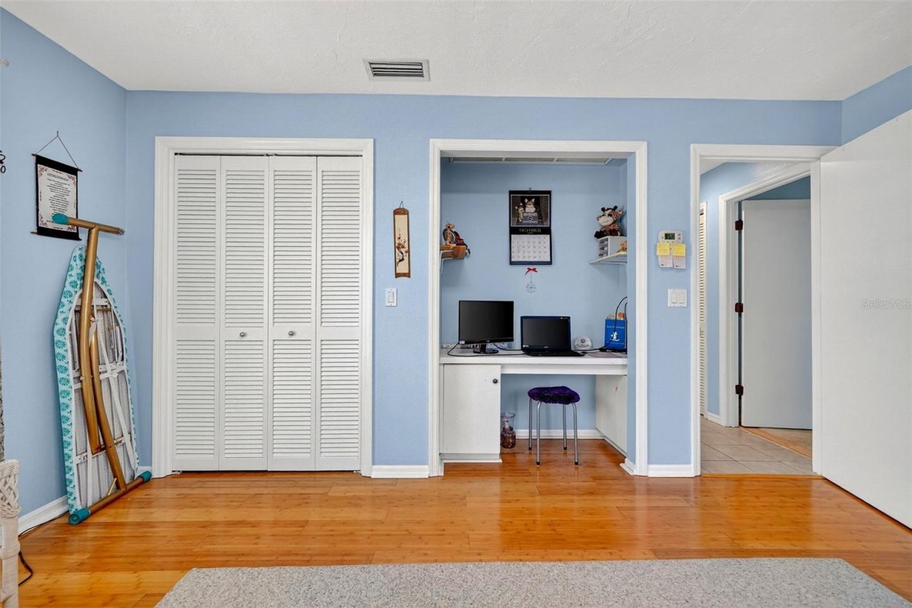 4719 E Trails Drive, Sarasota, FL 34232 Photo