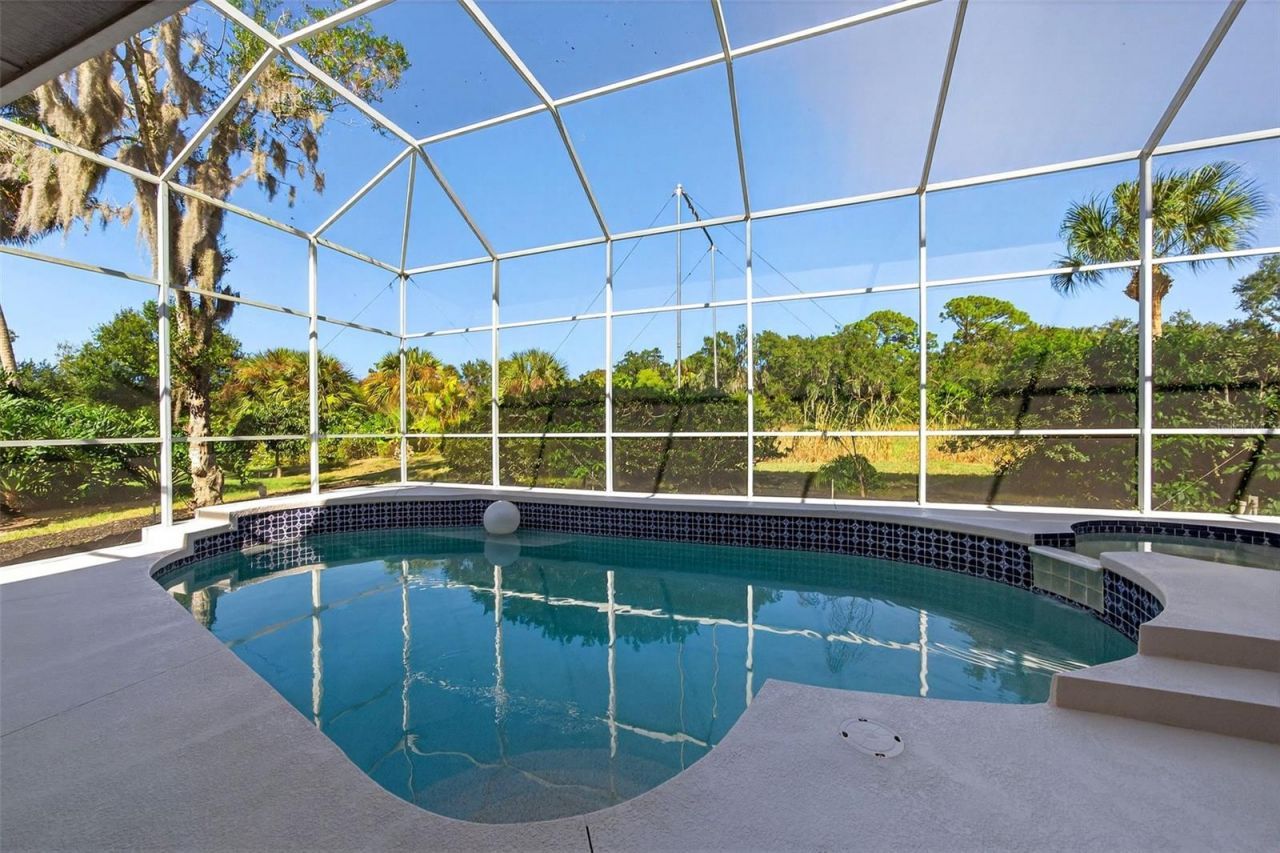 4719 E Trails Drive, Sarasota, FL 34232 Photo