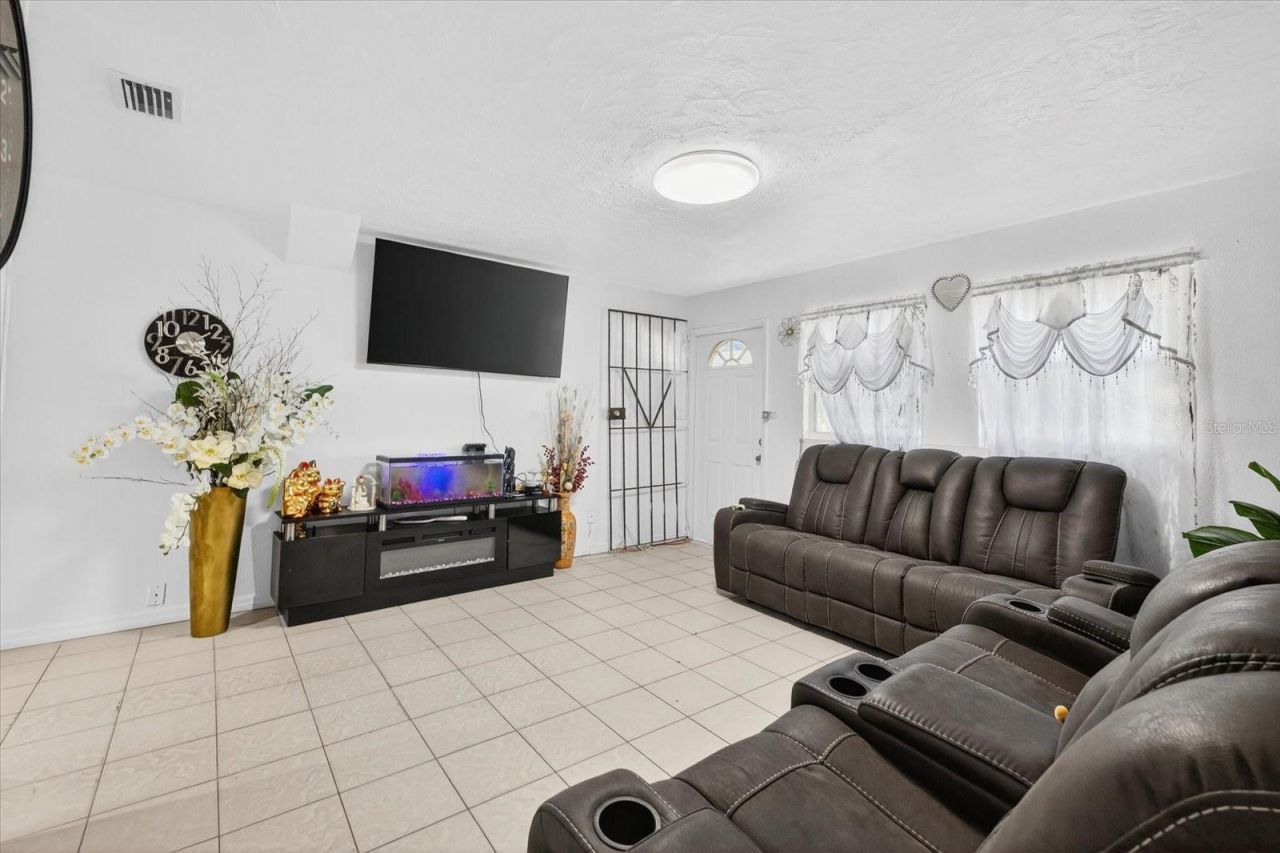 2839 19th Street W, Bradenton, FL 34205 Photo