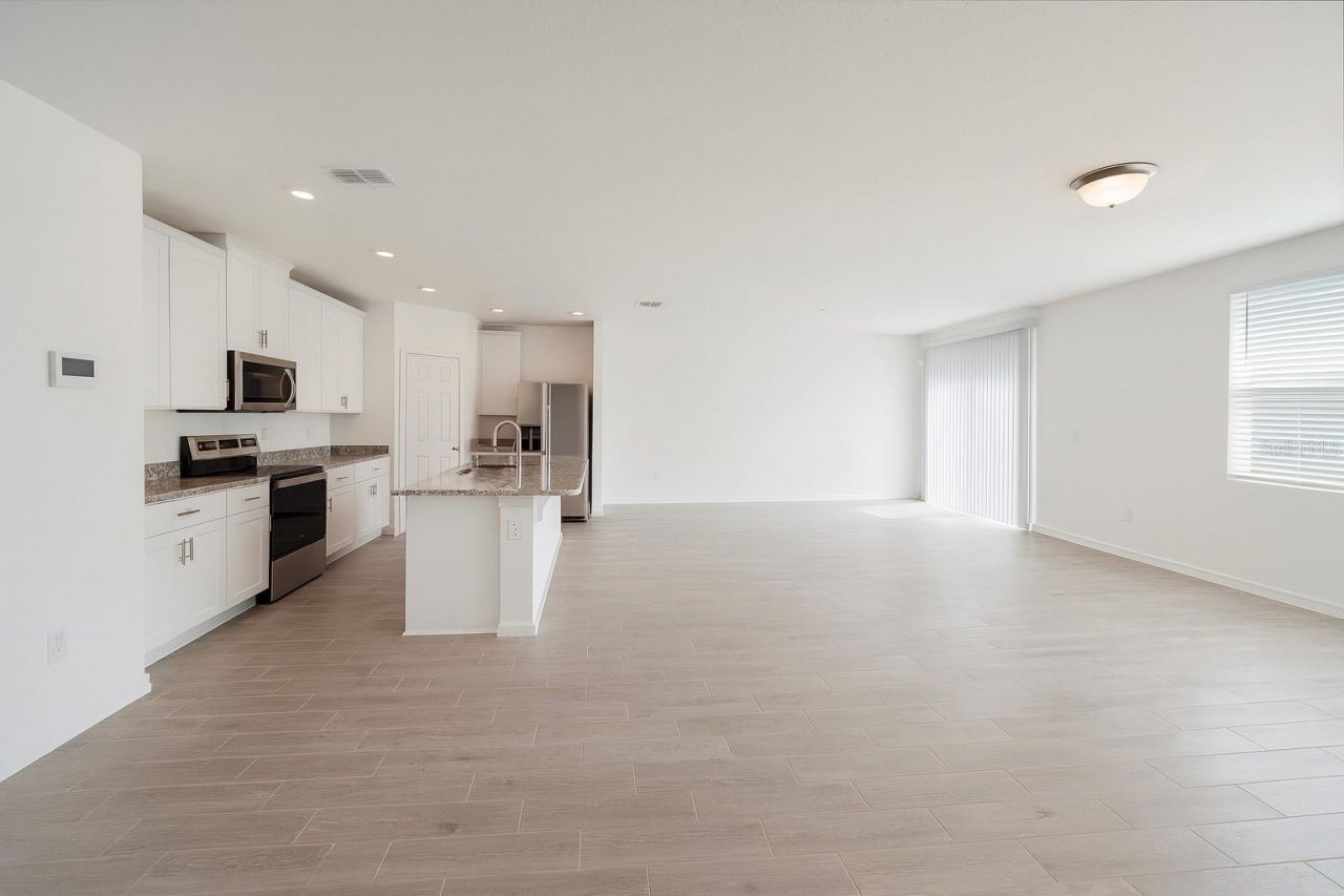 2618 Irish Elk Avenue, Davenport, FL 33837 Photo