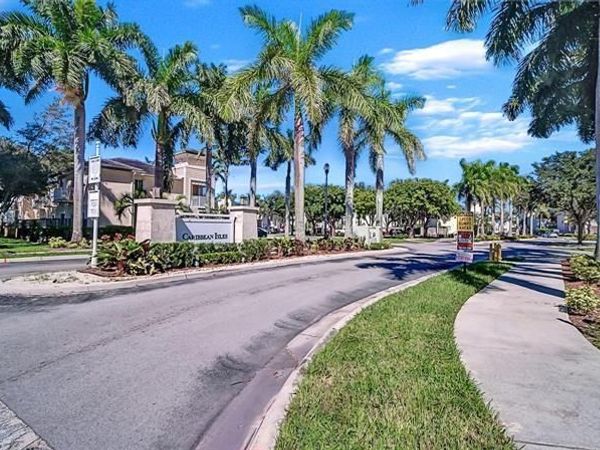 2641 NE 4th Street, Unit 202, Homestead, FL 33033