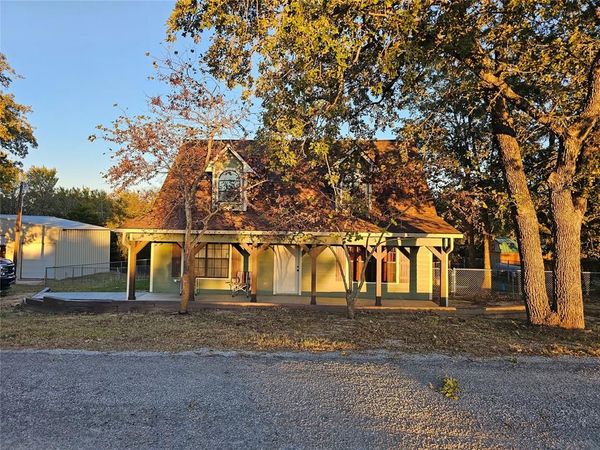 3699 EW Meadowlark Drive, Marietta, OK 73448