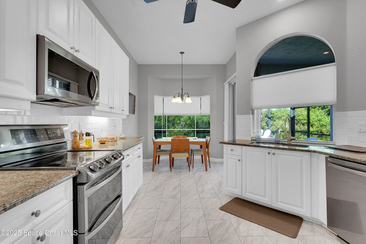 715 SW Munjack Circle, Port Saint Lucie, FL 34986 Photo