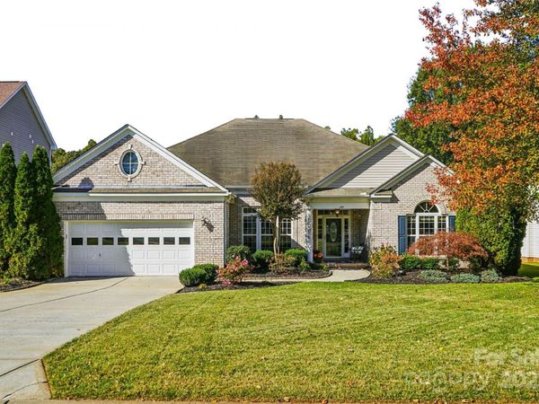 120 Elizabeth Hearth Road, Mooresville, NC 28115