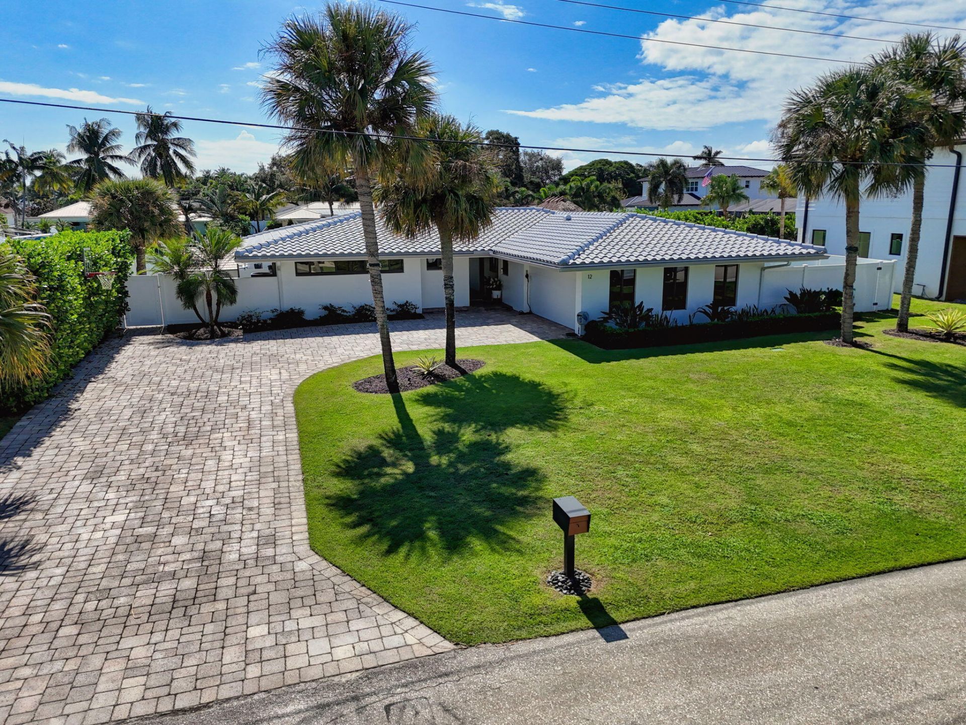 12 Leeward Circle, Tequesta, FL 33469 Photo