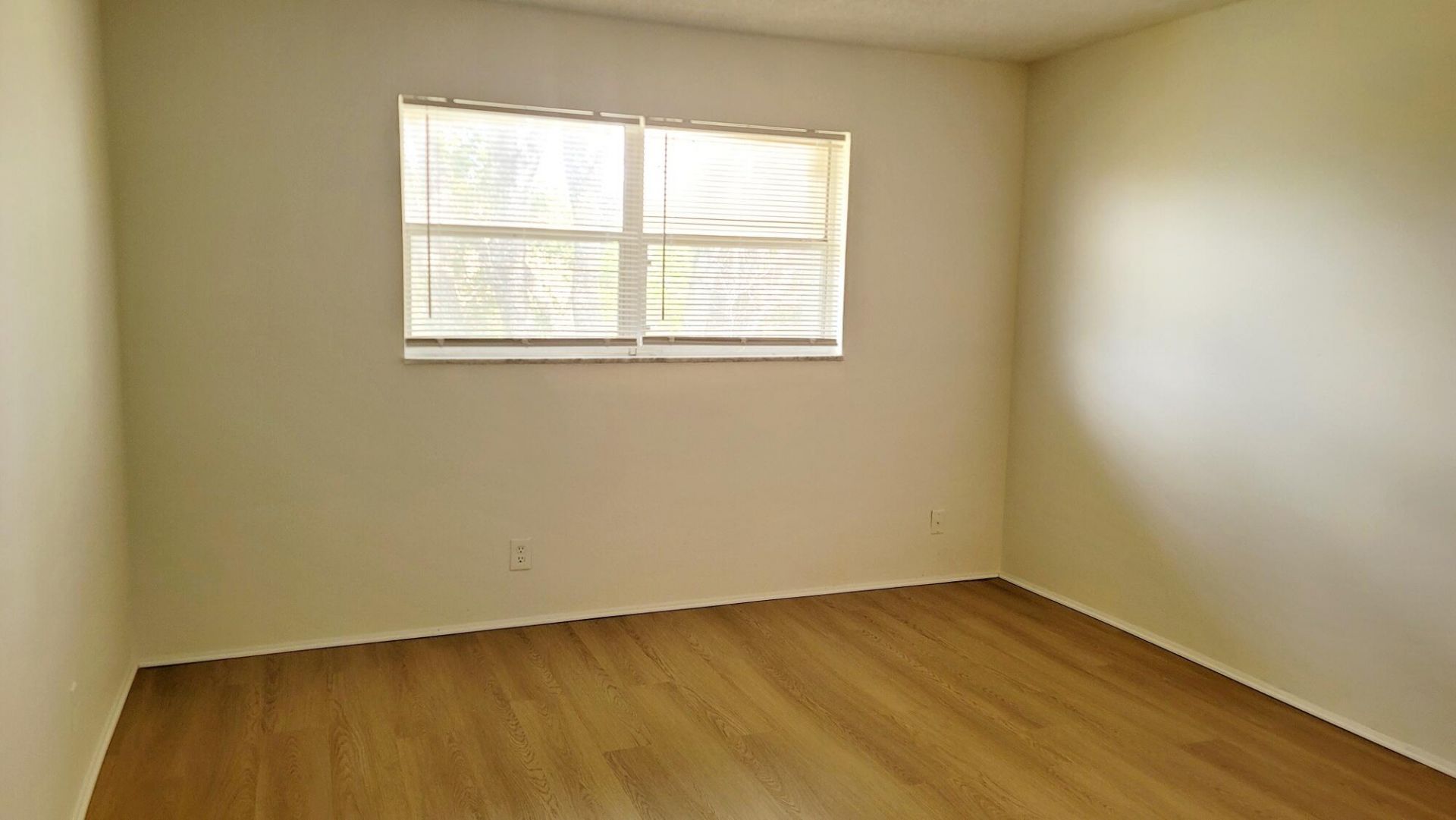 7911 N Colony Circle, Unit 305, Tamarac, FL 33321 Photo