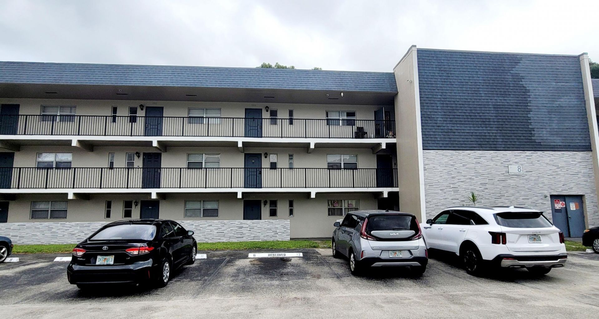 7911 N Colony Circle, Unit 305, Tamarac, FL 33321 Photo