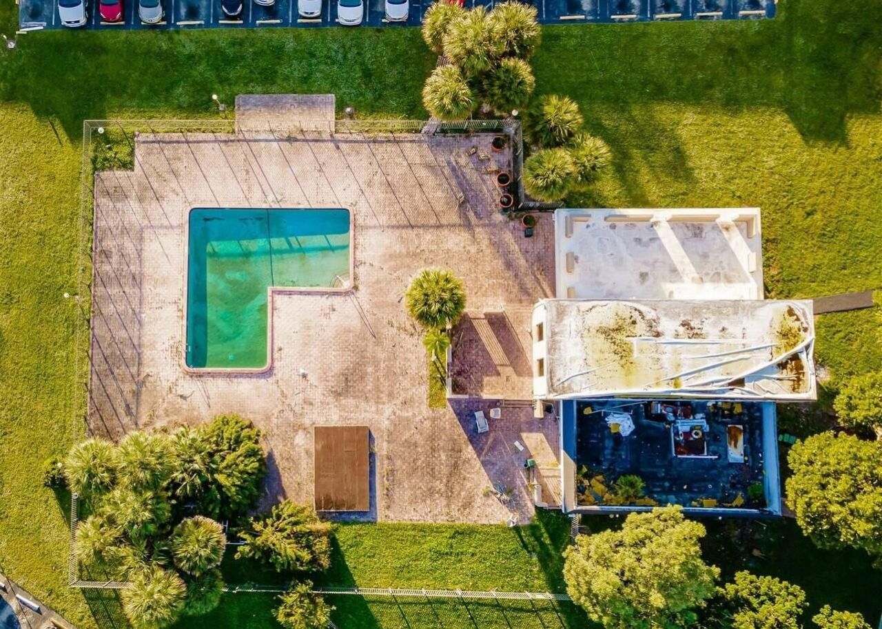 7911 N Colony Circle, Unit 305, Tamarac, FL 33321 Photo