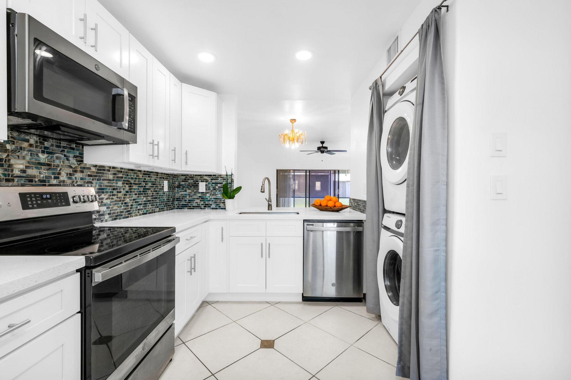 153 W Laurel Drive, Unit 1003, Margate, FL 33063 Photo