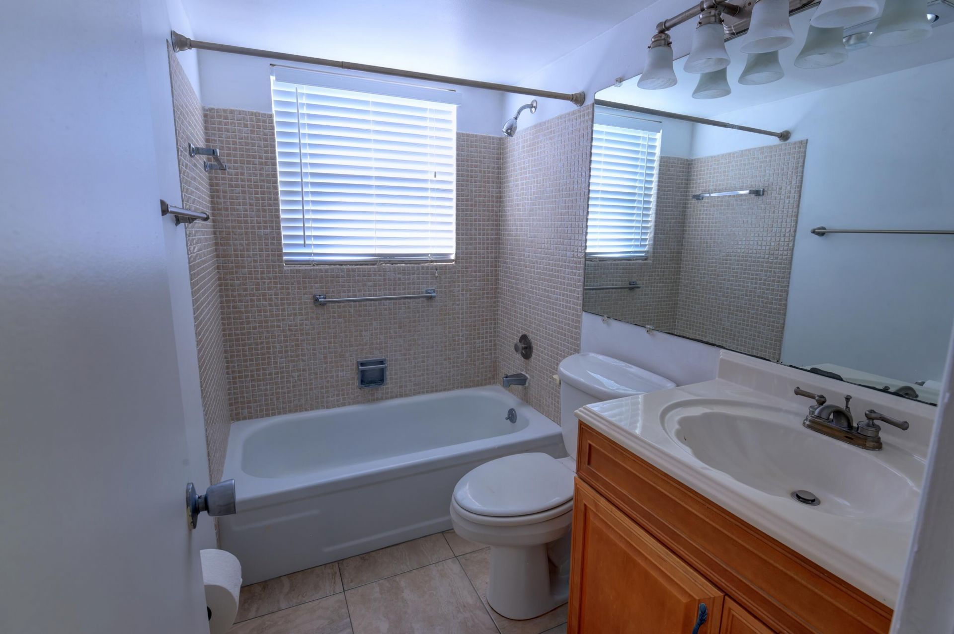 89 Canterbury D, West Palm Beach, FL 33417 Photo