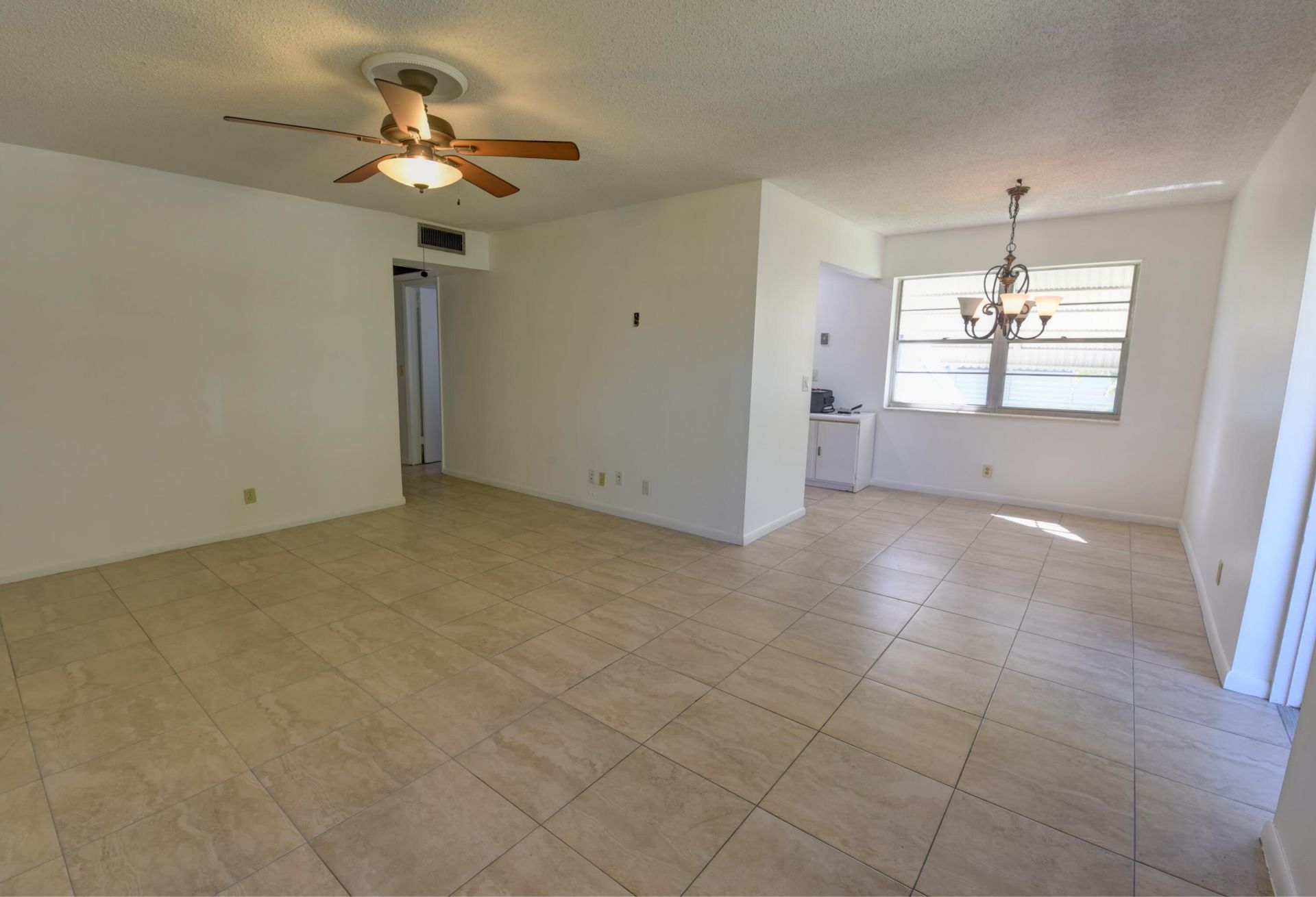89 Canterbury D, West Palm Beach, FL 33417 Photo