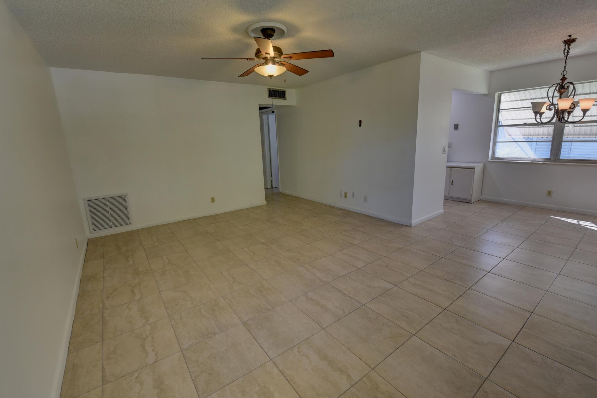 89 Canterbury D, West Palm Beach, FL 33417 Photo