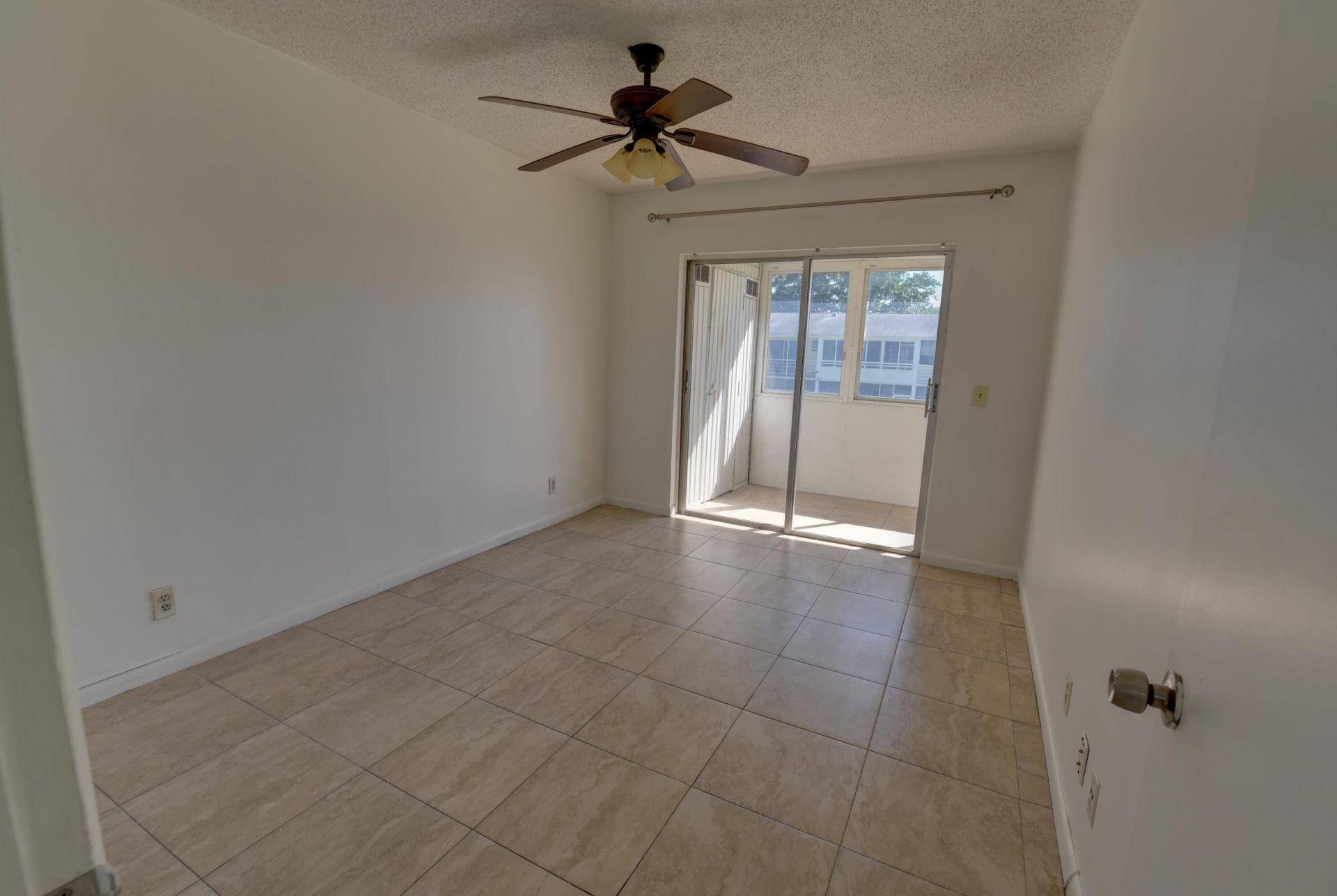 89 Canterbury D, West Palm Beach, FL 33417 Photo