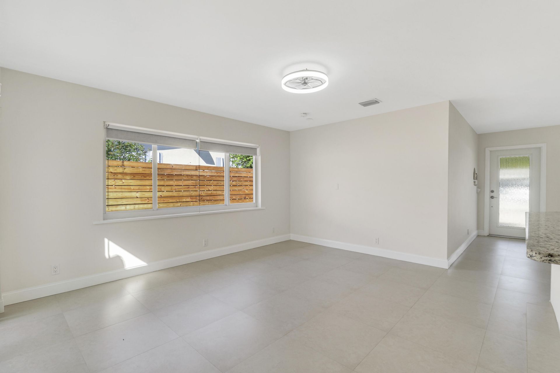 376 SW 2nd Street, Boca Raton, FL 33432 Photo