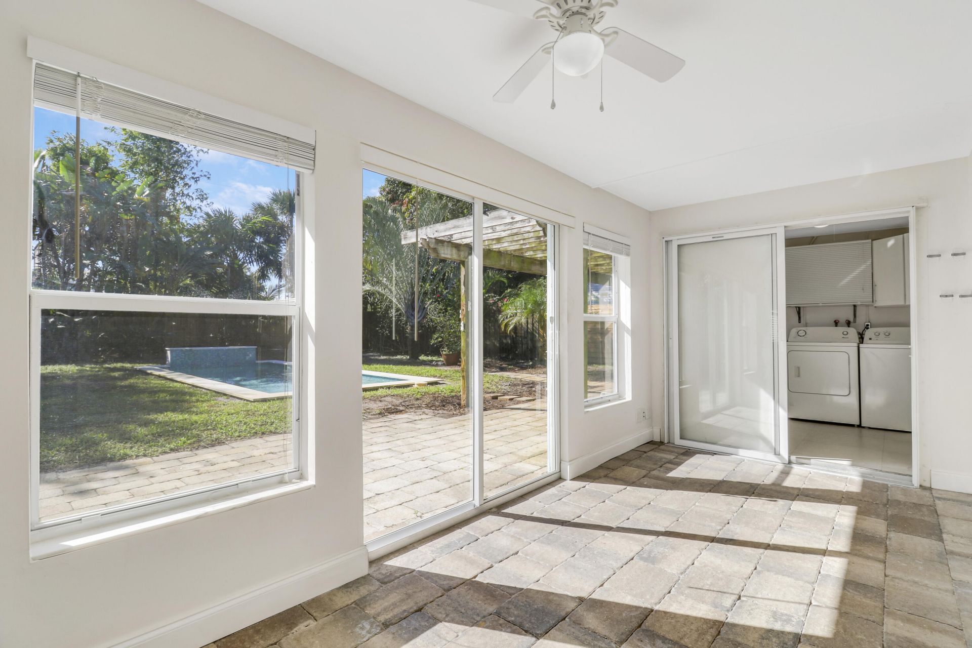 376 SW 2nd Street, Boca Raton, FL 33432 Photo