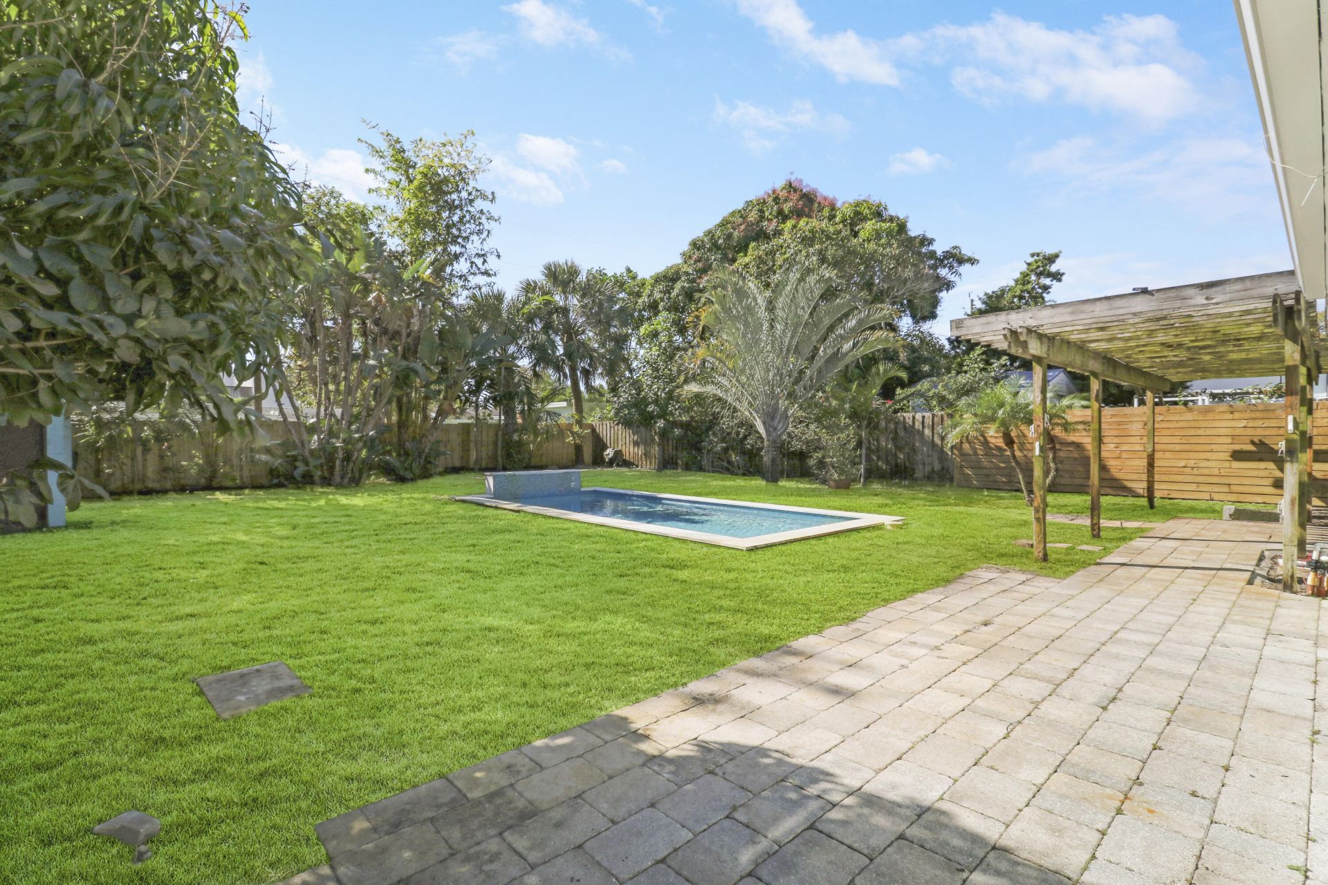 376 SW 2nd Street, Boca Raton, FL 33432 Photo