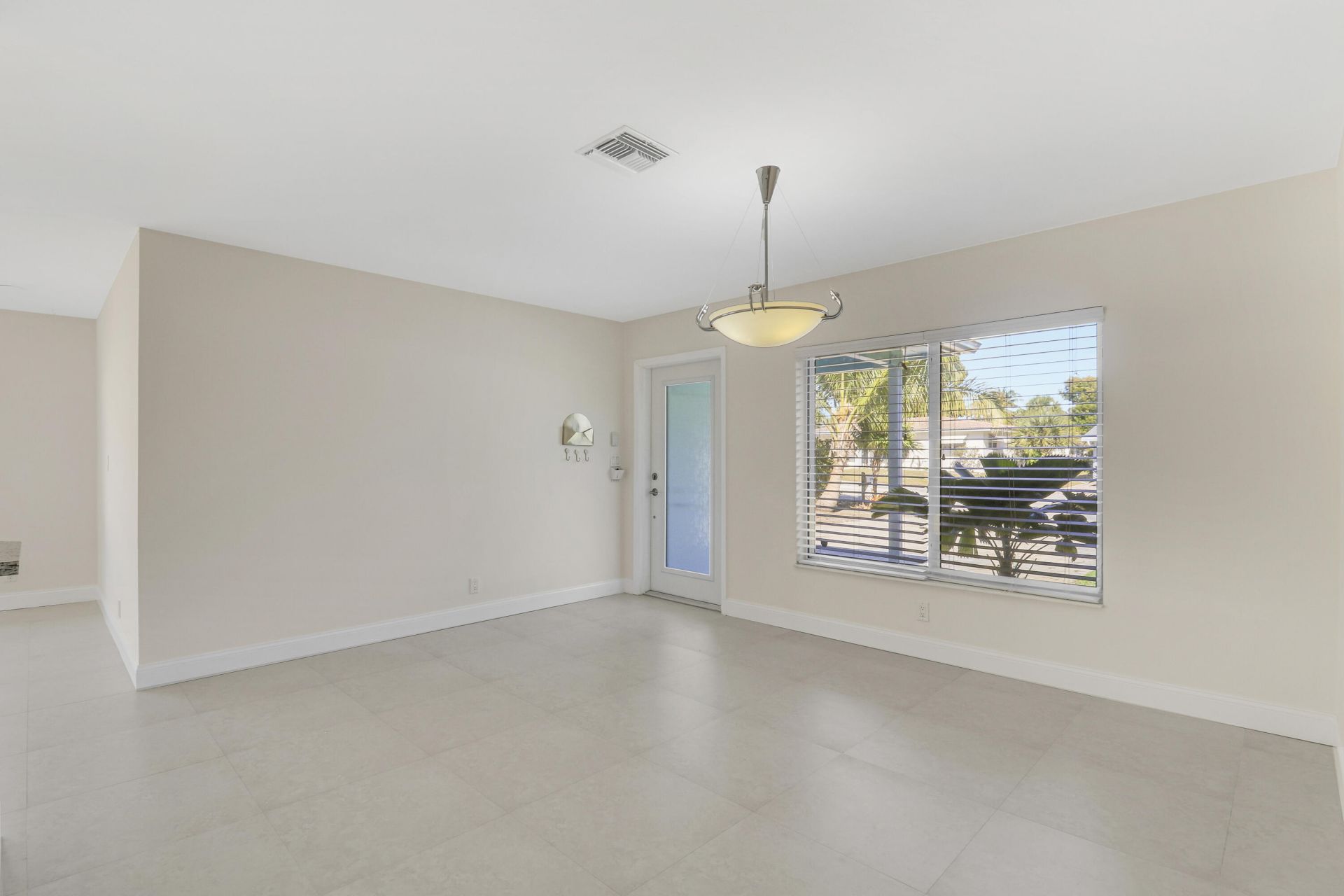 376 SW 2nd Street, Boca Raton, FL 33432 Photo