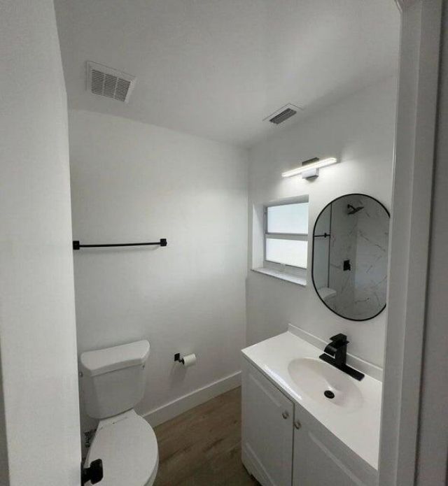 402 NE Armory Circle, Port Saint Lucie, FL 34983 Photo