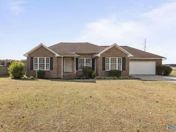 24707 Mooresville Road, Athens, AL 35613