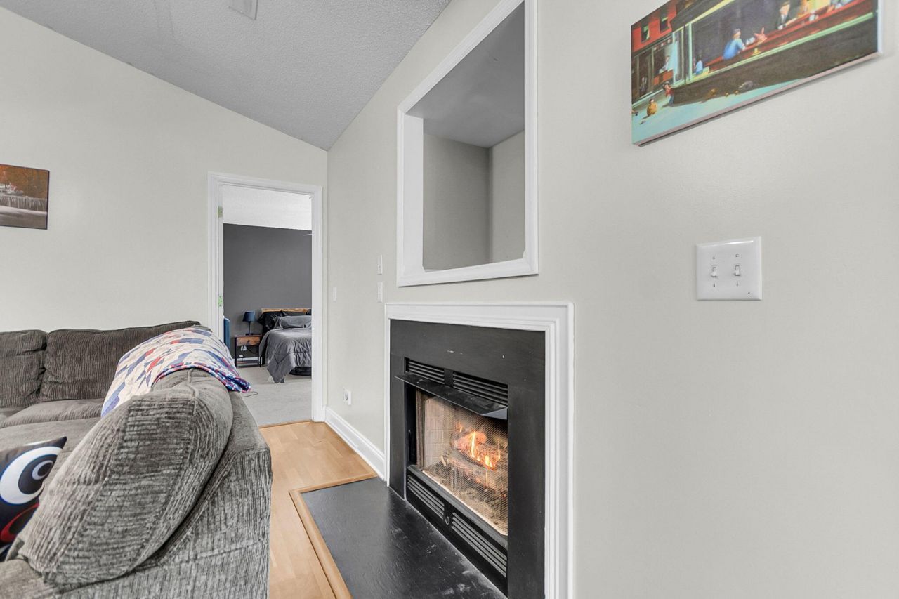 137 Paddock Way Photo 14