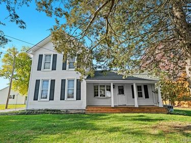 2795 N Burkhart Road, Howell, MI 48855