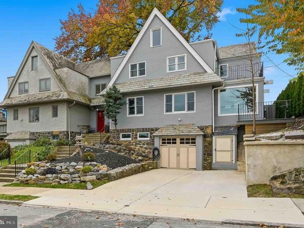 1102 W 10TH STREET, WILMINGTON, DE 19806