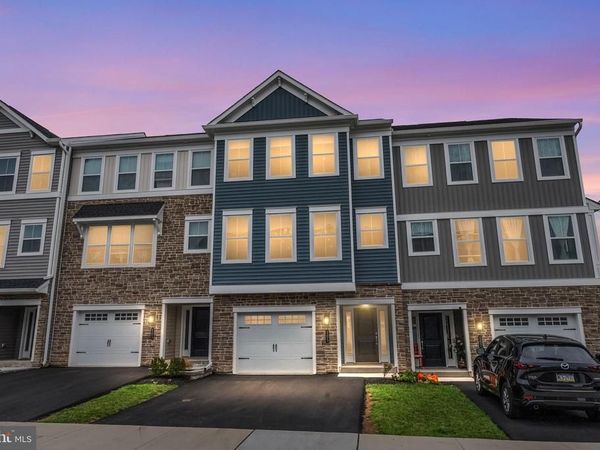 105 HIGHER ROCK COURT, NORTH WALES, PA 19454
