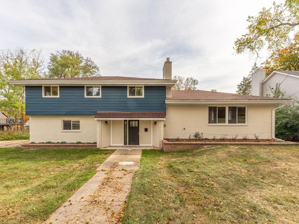 1520 Traver Road, Ann Arbor, MI 48105