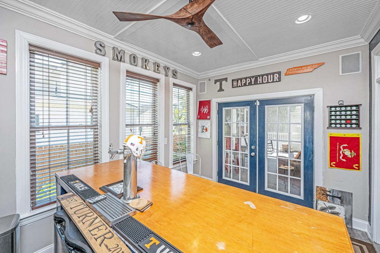 455 Slidel Street Photo 13