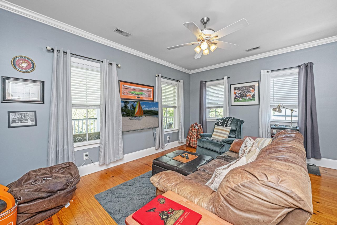 455 Slidel Street Photo 22