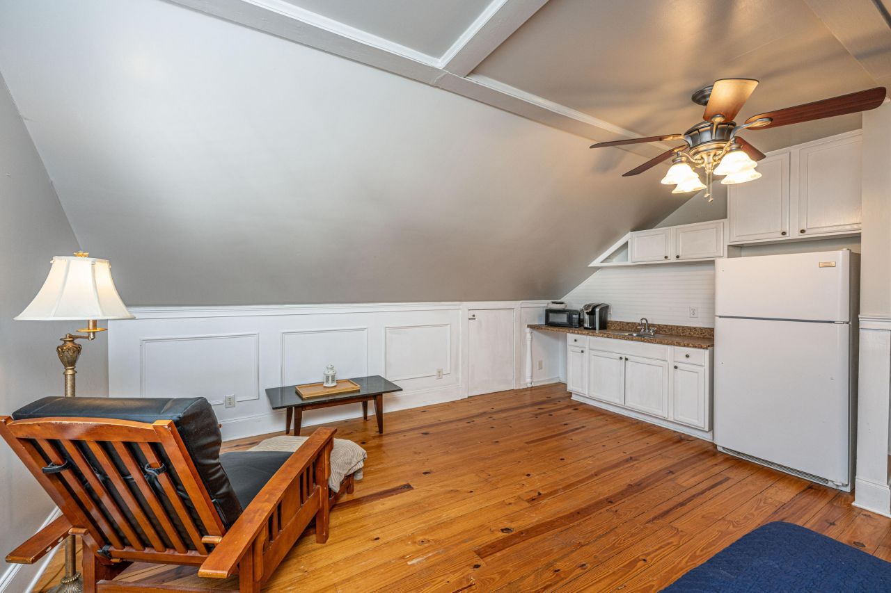 455 Slidel Street Photo 32